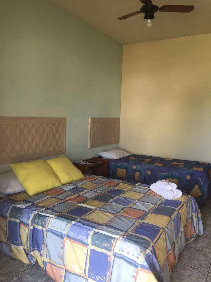 Hotel Pousada Guaypora Guarapari Buitenkant foto