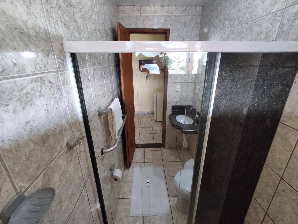 Hotel Pousada Guaypora Guarapari Buitenkant foto